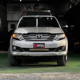 TOYOTA FORTUNER SR5 4X2 GASOLINA