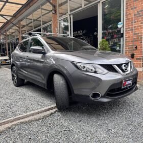 NISSAN QASHQAI EXCLUSIVE 4×4 AT