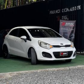 KIA RIO UB EX HB 1.250 MT