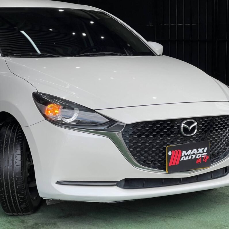 
								MAZDA 2 TOURING SEDAN AT 1.5CC full									