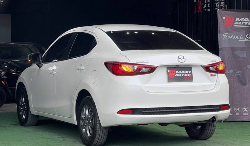 
								MAZDA 2 TOURING SEDAN AT 1.5CC full									