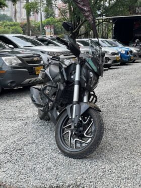 BAJAJ DOMINAR D 400