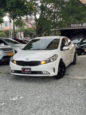 KIA CERATO PRO SX AT 1.6