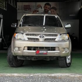 TOYOTA HILUX 2.7 MT 4×4 GASOLINA