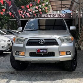 TOYOTA 4RUNNER SR5 4.0 AT 4X4