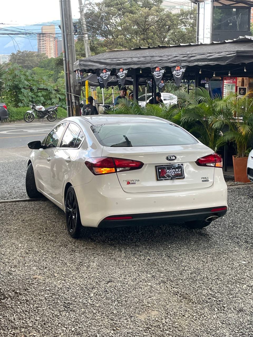 KIA CERATO PRO SX AT 1.6