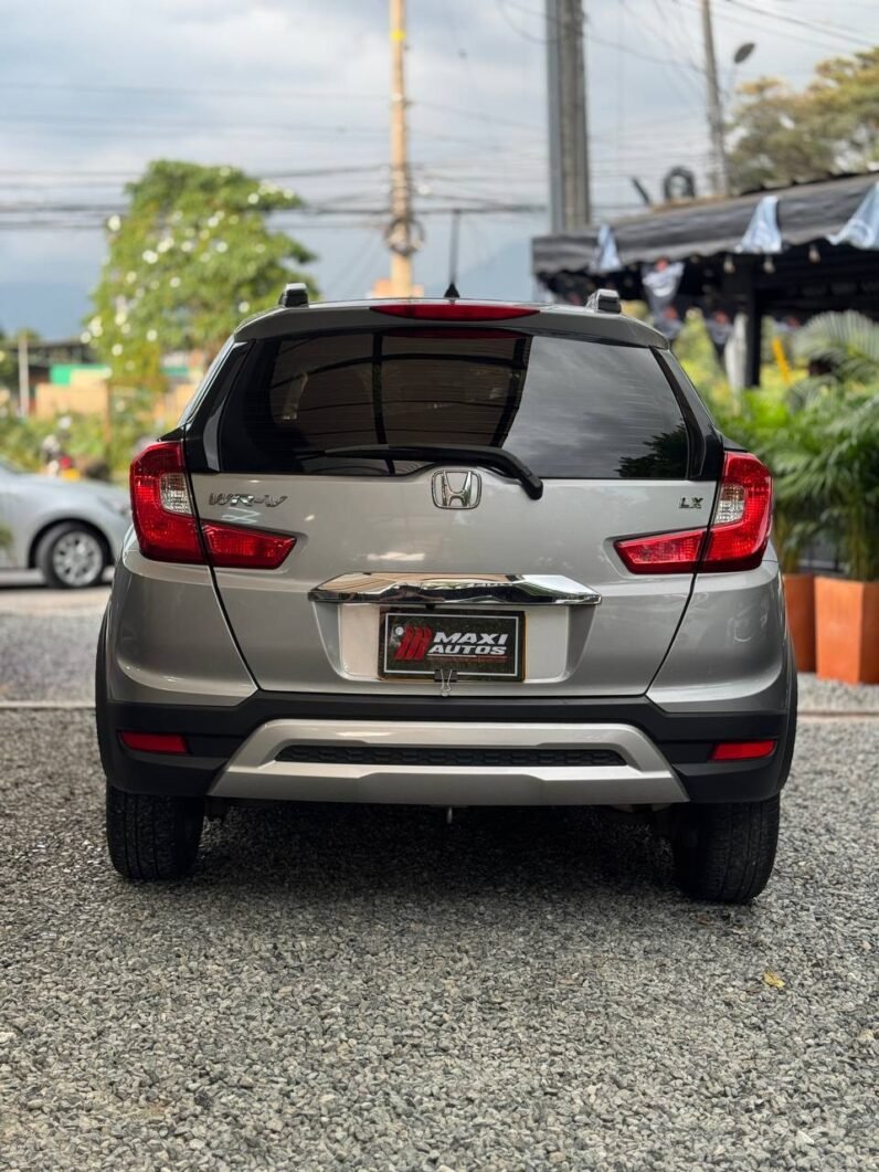 
								HONDA WR-V LX AT 1.5 full									