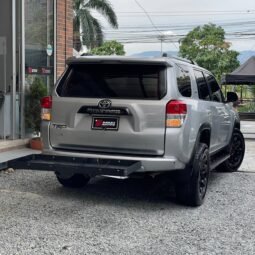 
										TOYOTA 4RUNNER SR5 4.0 AT 4X4 full									