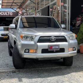 TOYOTA 4RUNNER SR5 4.0 AT 4X4