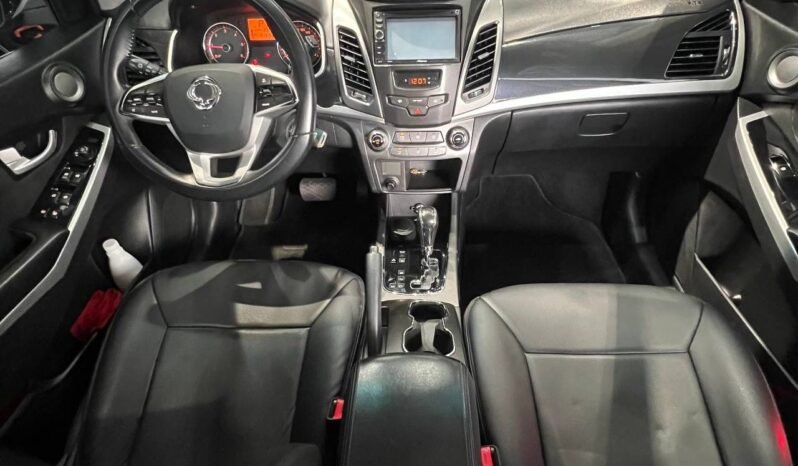 
								SSANGYONG KORANDO C MT 4X2 full									