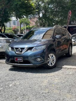 NISSAN X-TRAIL ADVANCE 2.5L AT 4×2 7PTOS.