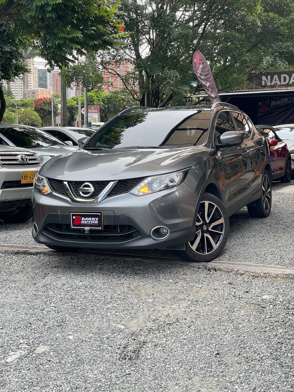 NISSAN QASHQAI EXCLUSIVE 4×4 AT