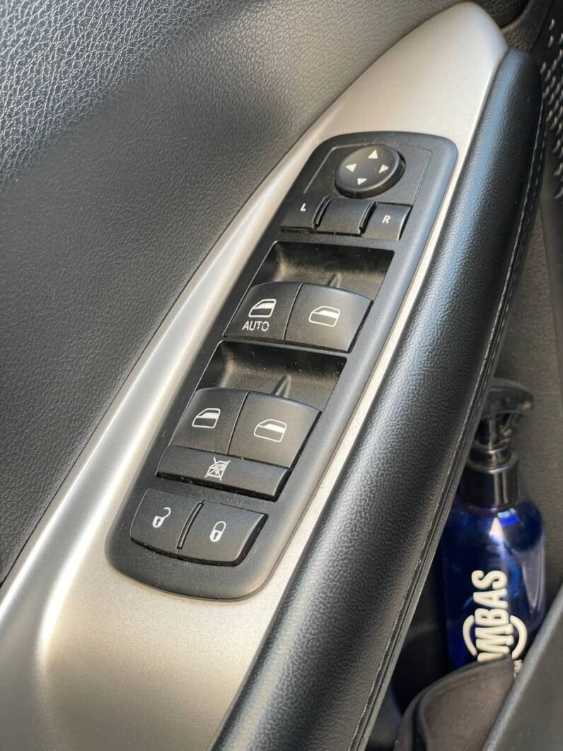 
								DODGE JOURNEY SE 2.4L AUT 4X2 7P full									