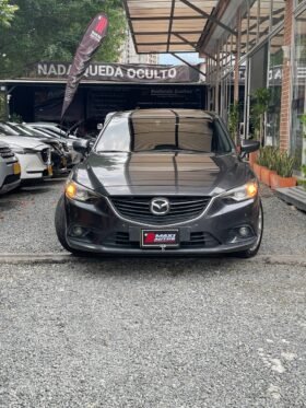 MAZDA 6 Grand Touring AT 2.5