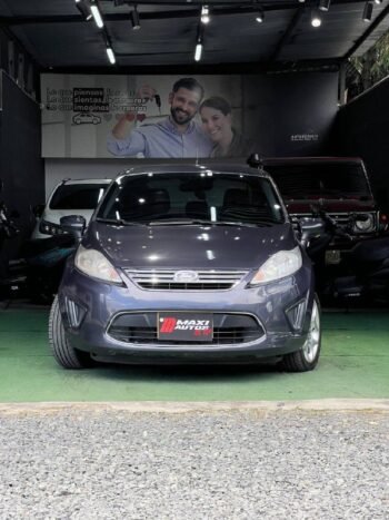 FORD  FIESTA SE 1.6L AT SEDAN