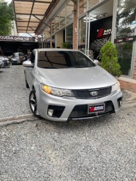 KIA CERATO FORTE 1.6L AT