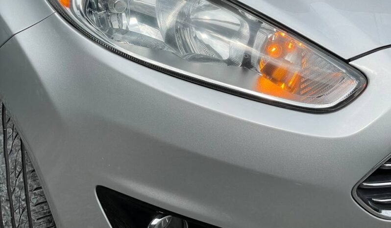 
								FORD FIESTA TITANIUM AT 1.6 full									