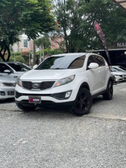 
										KIA SPORTAGE REVOLUTION 2.0 AT 4X2 GASOL full									