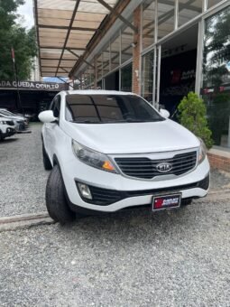 
										KIA SPORTAGE REVOLUTION 2.0 AT 4X2 GASOL full									