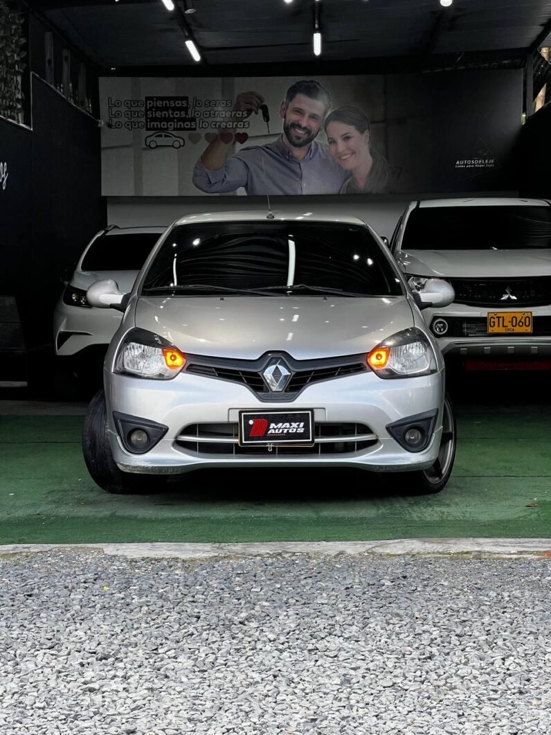 
								RENAULT CLIO STYLE full									