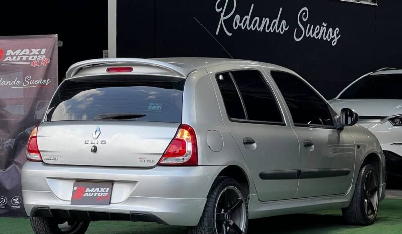 
								RENAULT CLIO STYLE full									