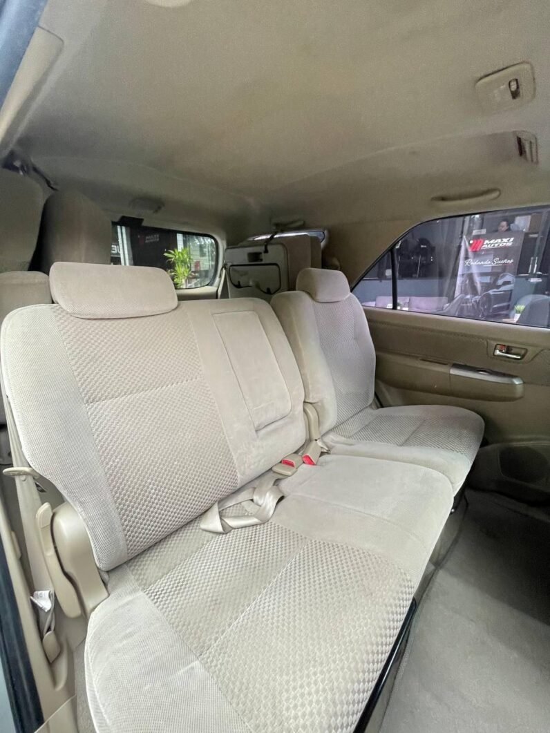 
								TOYOTA FORTUNER 2.7 4X4 AT 7PTOS GASOL full									