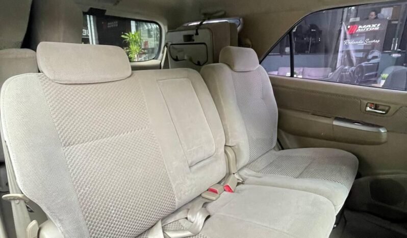 
								TOYOTA FORTUNER 2.7 4X4 AT 7PTOS GASOL full									