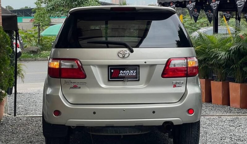 
								TOYOTA FORTUNER 2.7 4X4 AT 7PTOS GASOL full									