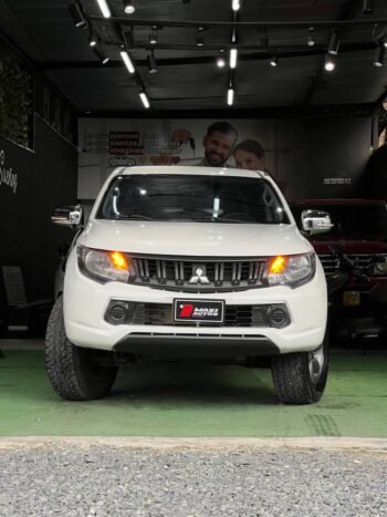 MITSUBISHI SPORTERO L200 MT 4X4 DIESEL