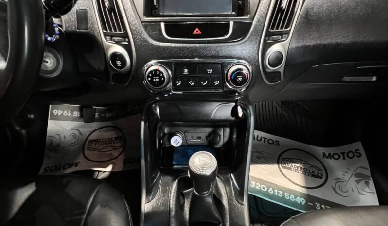 
								HYUNDAI TUCSON IX35 GL  MT 2.0 4X2 GASOLINA full									