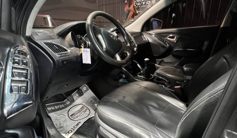 
								HYUNDAI TUCSON IX35 GL  MT 2.0 4X2 GASOLINA full									