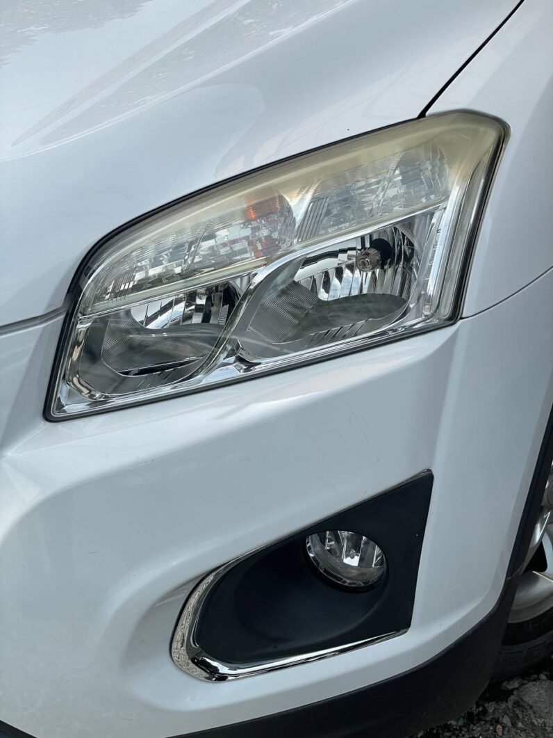 
								CHEVROLET TRACKER LS MT 1.8 4X2 full									