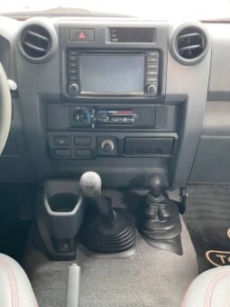 
										TOYOTA LAND CRUISER 70 MT 4.0 GASOL 7ptos full									