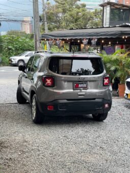 
										JEEP RENEGADE SPORT MT  4X2 full									