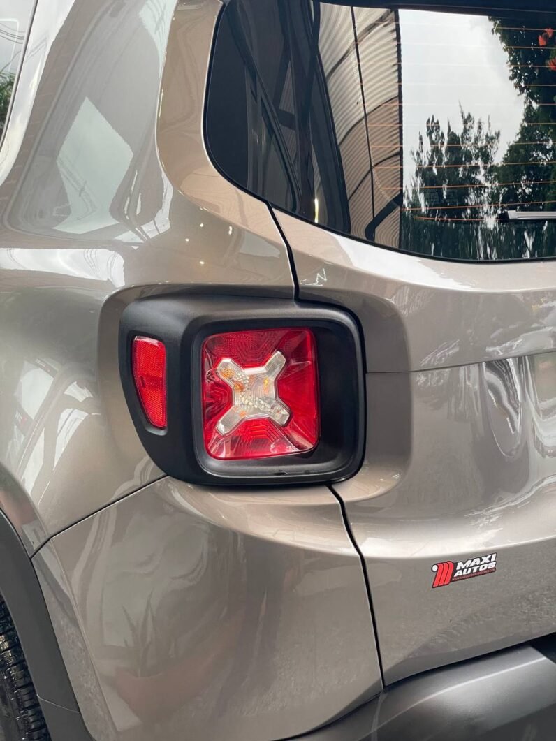 
								JEEP RENEGADE SPORT MT  4X2 full									