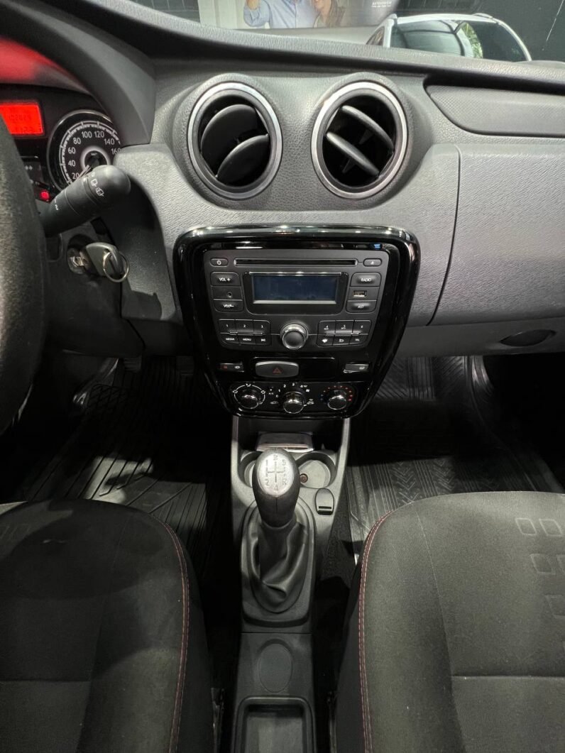 
								RENAULT SANDERO EXPRESSION 1.6 MT full									