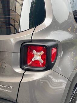 
										JEEP RENEGADE SPORT MT  4X2 full									
