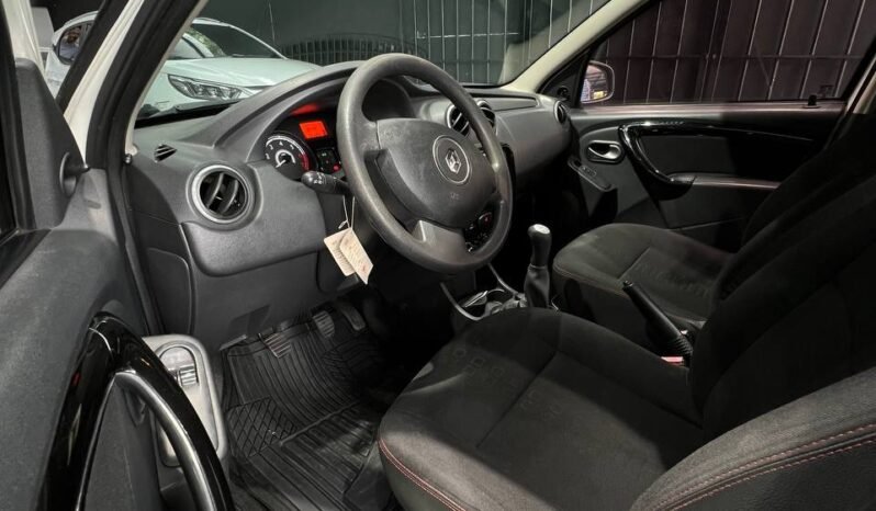 
								RENAULT SANDERO EXPRESSION 1.6 MT full									