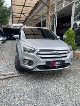 FORD ESCAPE SE 2.0L AT 4×2