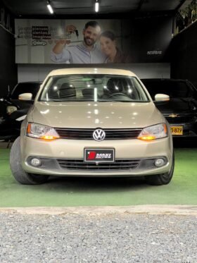 VOLKSWAGEN NUEVO JETTA TRENDLINE 2.5 at