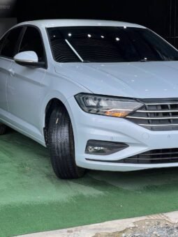 
										VOLKSWAGEN JETTA TSI COMFORTLINE 1.4T MT full									