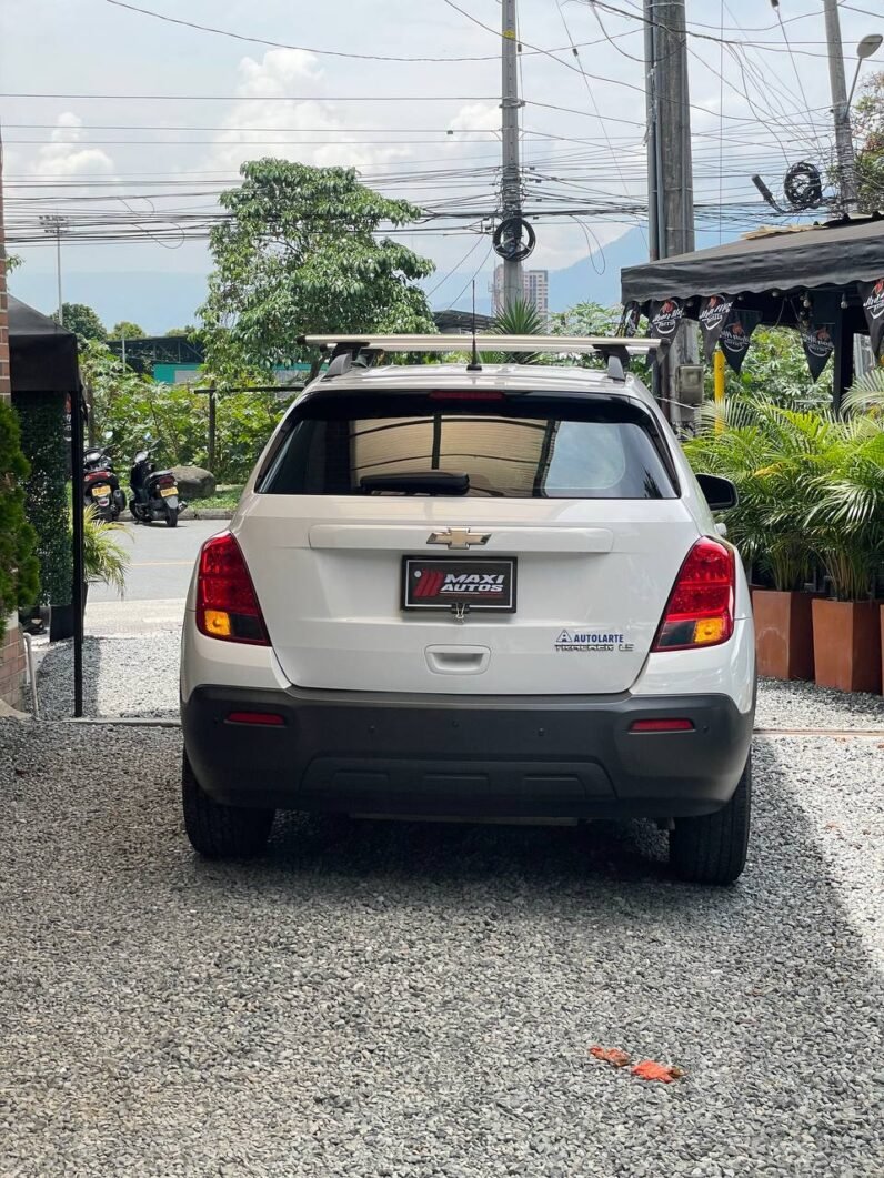 
								CHEVROLET TRACKER LS MT 1.8 4X2 full									