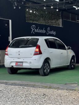 
										RENAULT SANDERO EXPRESSION 1.6 MT full									