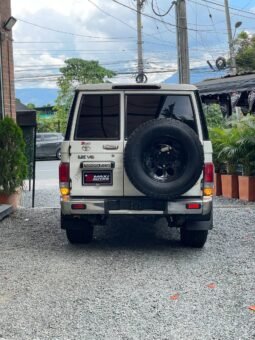 
										TOYOTA LAND CRUISER 70 MT 4.0 GASOL 7ptos full									