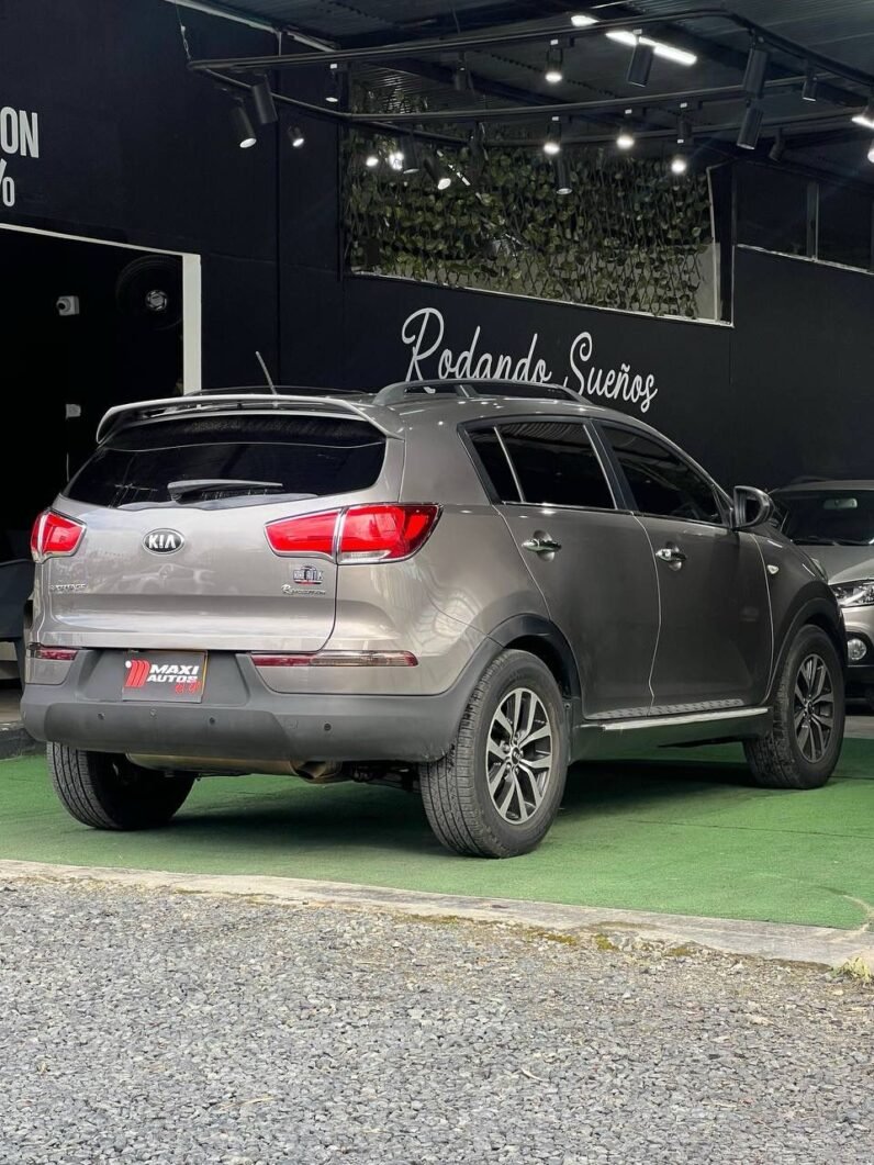 
								KIA SPORTAGE REVOLUTION 2.0 AT 4X2 GASOL full									