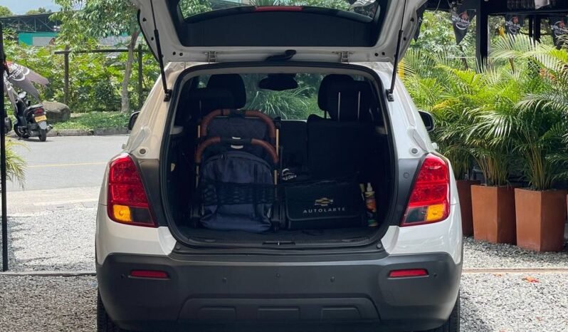 
								CHEVROLET TRACKER LS MT 1.8 4X2 full									