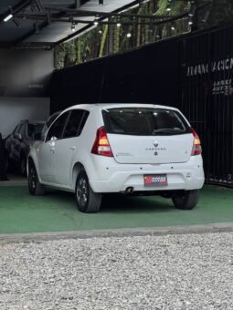 
										RENAULT SANDERO EXPRESSION 1.6 MT full									