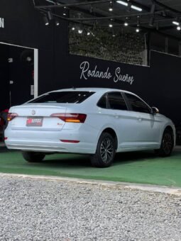 
										VOLKSWAGEN JETTA TSI COMFORTLINE 1.4T MT full									