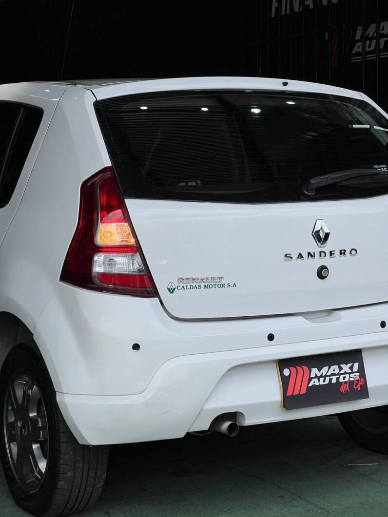 
								RENAULT SANDERO EXPRESSION 1.6 MT full									