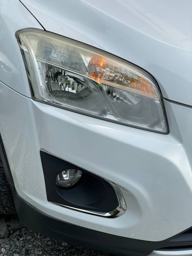 
								CHEVROLET TRACKER LS MT 1.8 4X2 full									